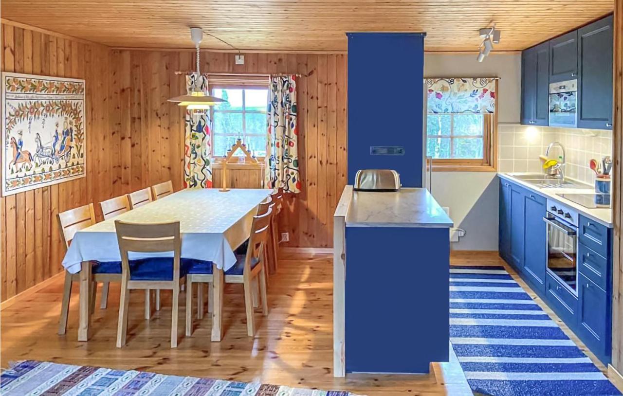 Cozy Home In Saerna With Sauna Fjatervalen Dış mekan fotoğraf