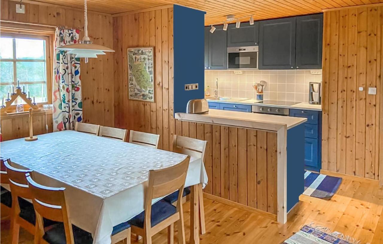 Cozy Home In Saerna With Sauna Fjatervalen Dış mekan fotoğraf